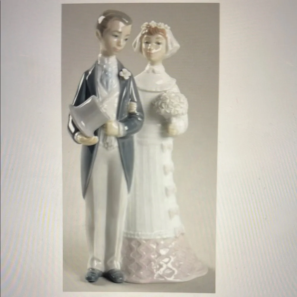 Lladro White and Gray Wedding Cake Topper
